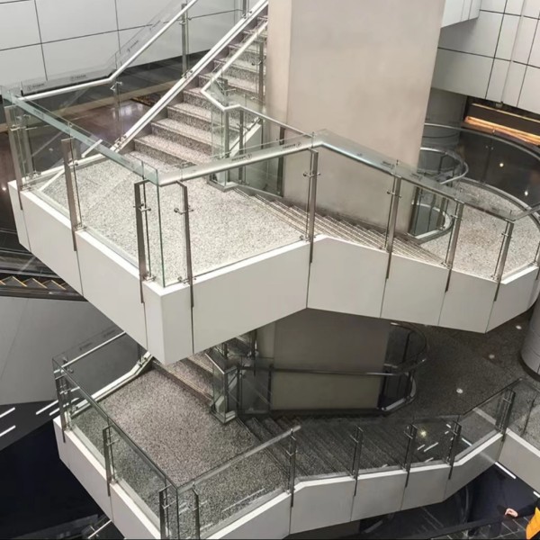 不锈钢玻璃栏杆