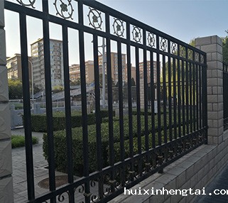 铁艺护栏
