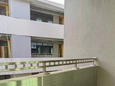 星空电竞·(中国区)官方网站助力珠海容国团中学不锈钢护栏工程项目